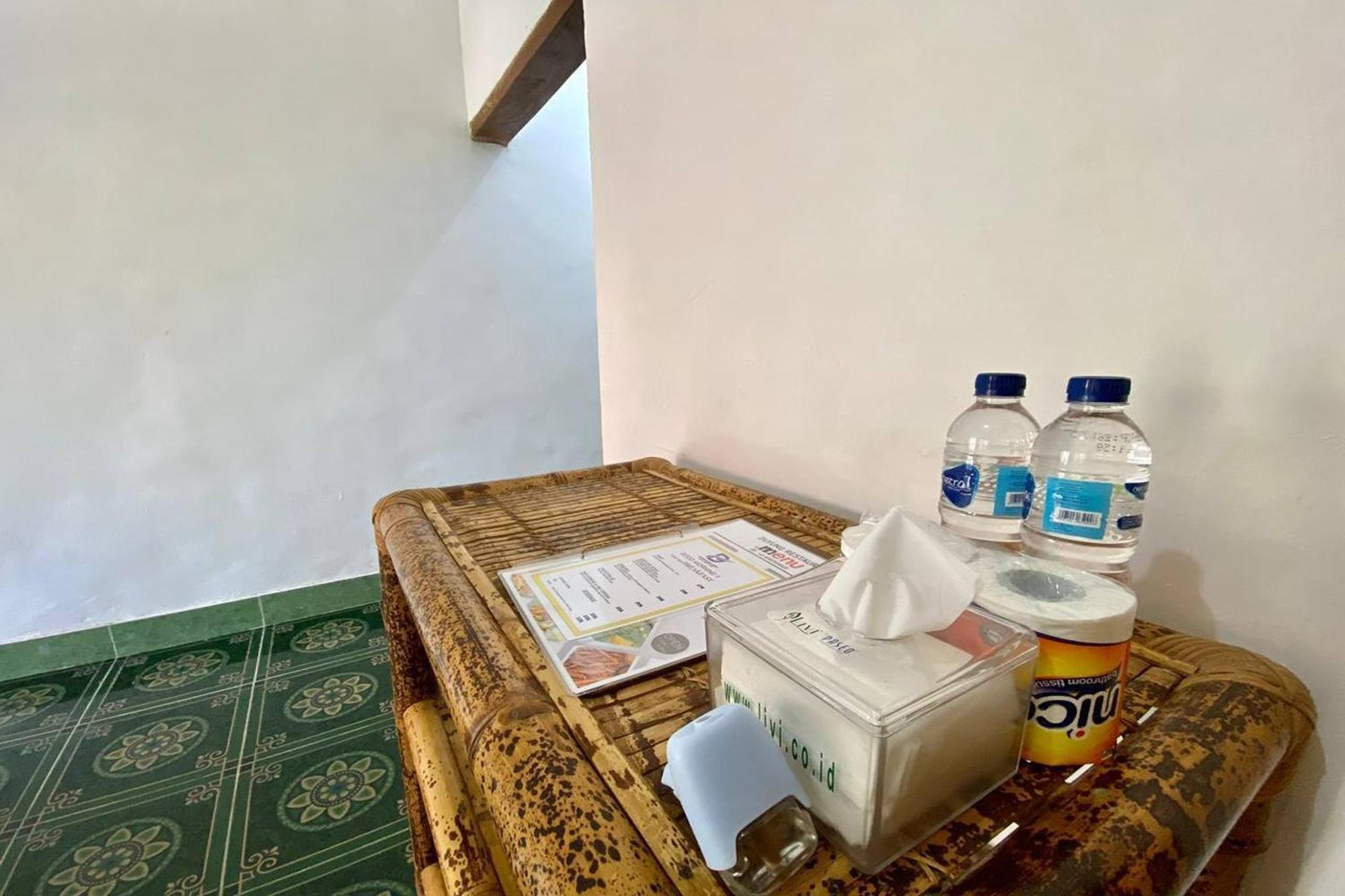 Duyung Rooms&Resto Gerupuk Bumbang Exterior foto