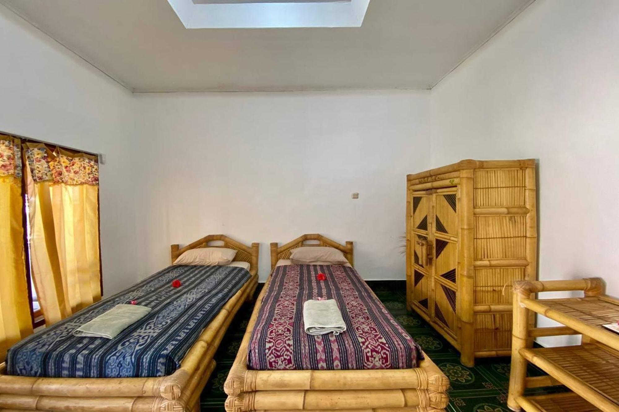 Duyung Rooms&Resto Gerupuk Bumbang Exterior foto